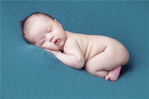 安全选择婴儿奶瓶：哪种材质最可靠？